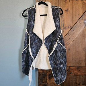 Womens LuLaRoe vest